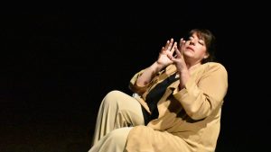 Yazmín Mer, la vestuarista neuquina que viste al teatro regional, cuenta los secretos del oficio