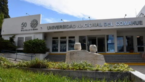 Suspenderán las clases en la Universidad del Comahue por paro nacional