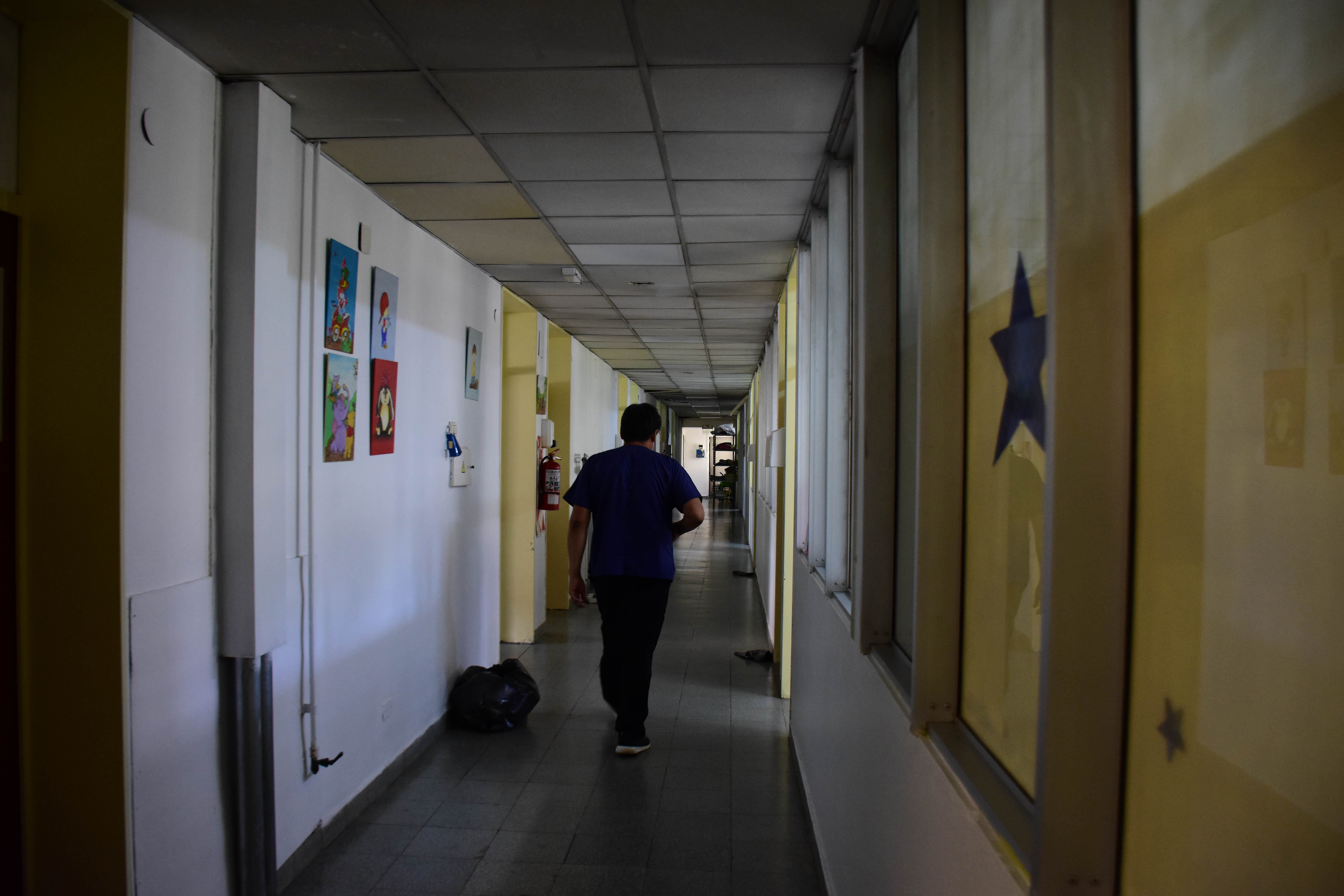 La situación de los hospitales fue parte del análisis deThallasselis en sus reuniones. Foto Archivo.