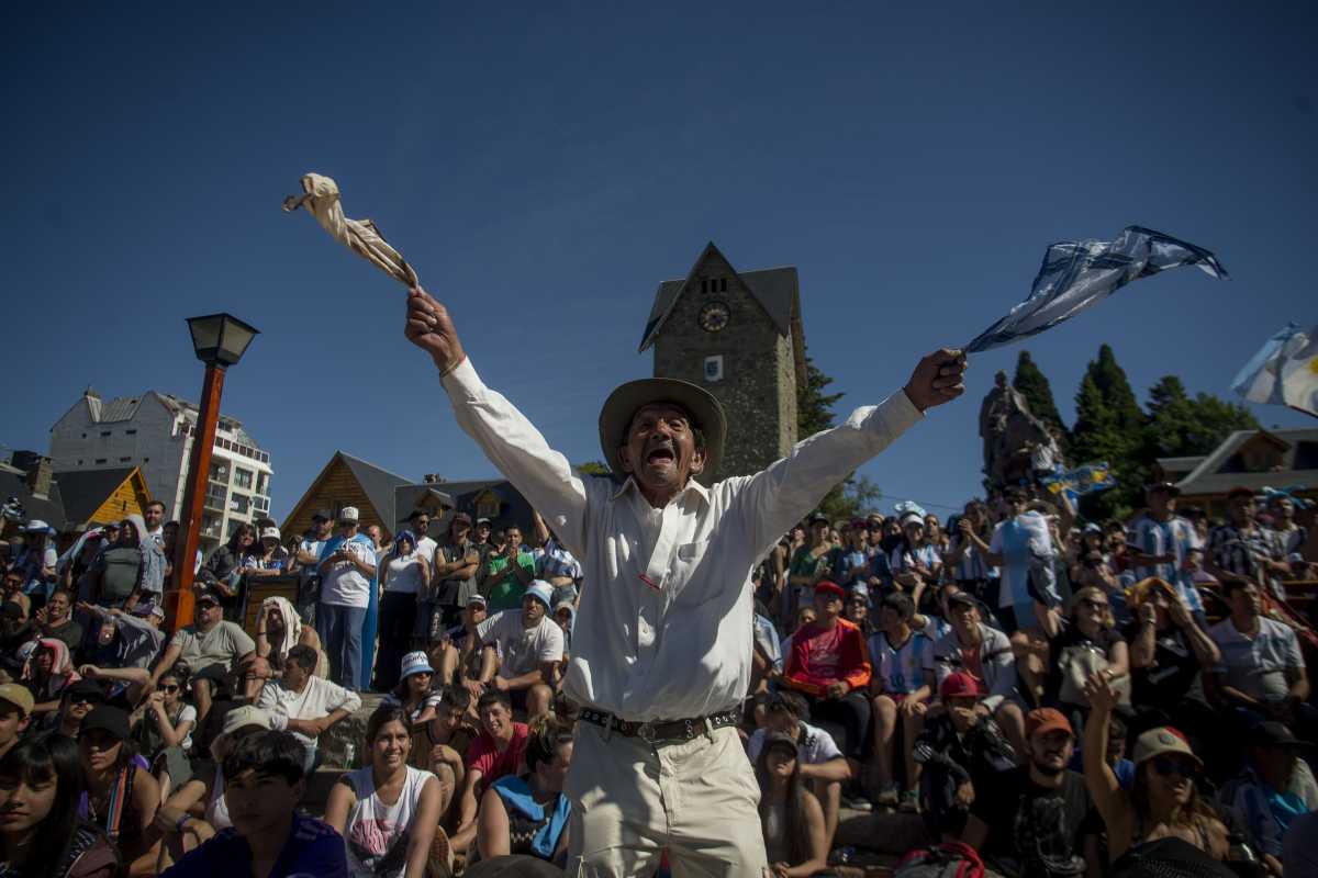 El triunfo de Argentina se festejó mucho en la región. (Foto: Marcelo Martínez)