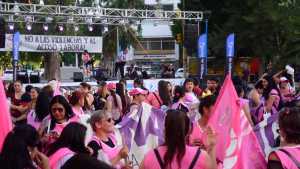 Marcharon en el Día de la No Violencia contra las Mujeres en Roca