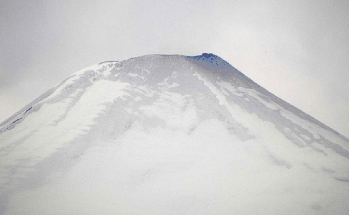 La alerta amarilla en Chile se mantiene desde el 8 de noviembre por la  actividad del volcán Villarrica. Foto:  (Archivo) Gentileza Twitter @Sernageomin