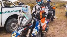 Imagen de Para el Dakar amateur sí, para la gente no: Islote Lobos estaba cerrado, pero lo habilitaron para las motos