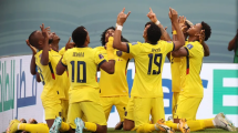 Imagen de Ecuador le ganó 2 a 0 a Qatar en el partido inaugural del Mundial: mirá los goles