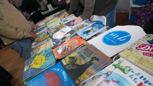 Pesatti destacó en la inauguración de la Feria del Libro que «la política cultural debe ser popular»