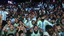 Imagen de La Selección Argentina está en la Final del Mundial Qatar 2022 y celebra Bangladesh