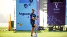 Imagen de Lionel Scaloni evalúa el estado de la selección argentina para el martes, con foco en De Paul y Di María