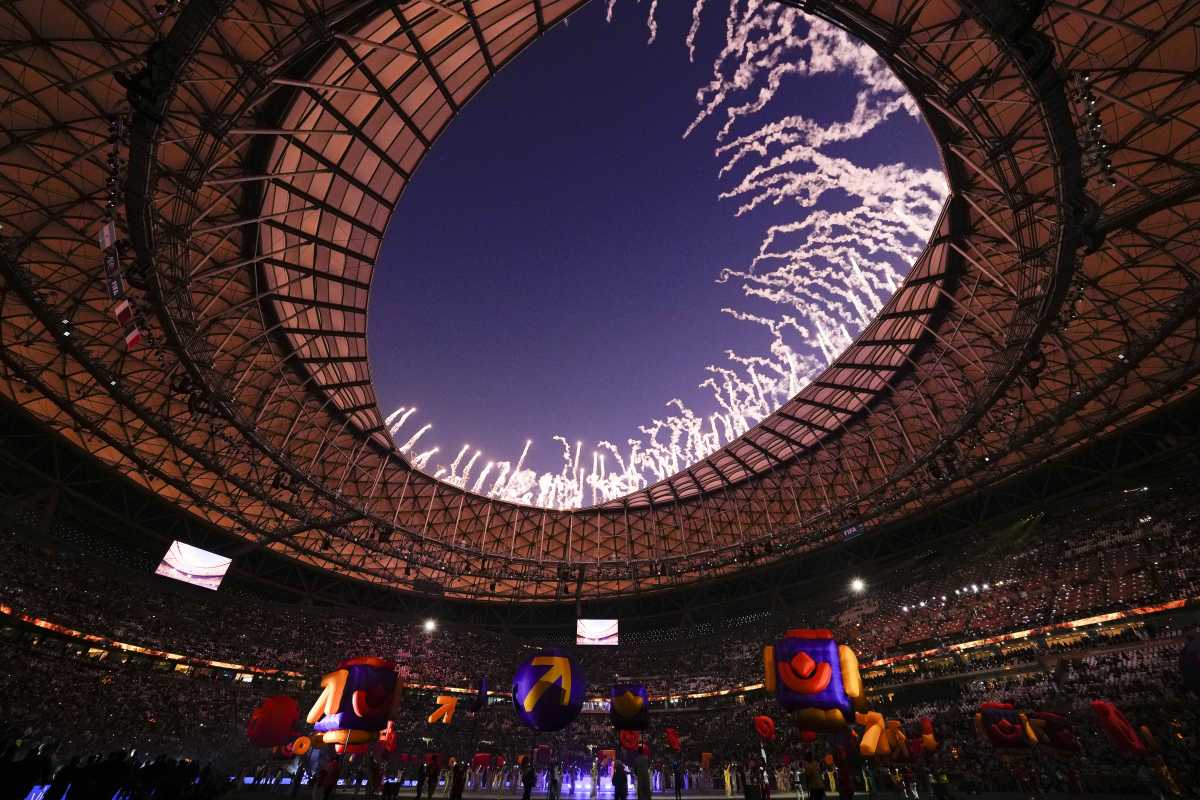 La ceremonia de clausura del Mundial Qatar 2022, entregó una noche memorable. (AP Photo/Petr David Josek)