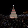 Imagen de Hoy brilla Bariloche: se enciende el árbol gigante de Navidad