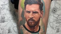 Imagen de El Mundial en la piel: «Yeyo» Molina se volvió el tatuador favorito de las redes