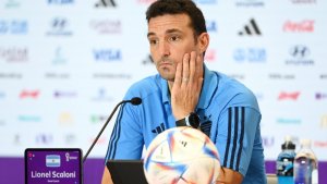 Scaloni: «la práctica fue a puertas cerradas, no se de dónde sale que De Paul se lesionó»