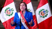 Imagen de La presidenta de Perú, Dina Boluarte, propone adelantar elecciones para 2023