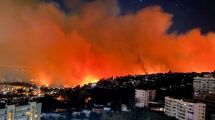 Imagen de Incendios en Chile: registraron dos muertos y 500 viviendas afectadas en Viña del Mar