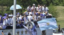 Imagen de La caravana de la Selección Nacional generó preocupación en las redes: qué pasó