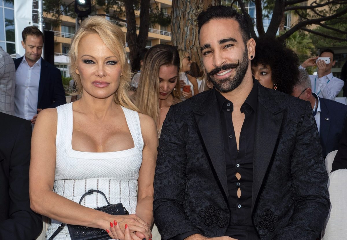 Adil Rami estuvo en pareja con Pamela Anderson durante dos años. Su separación estuvo atravesada por la violencia de género.-