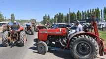 Imagen de Corte en Ruta 151: hoy no será el tractorazo de los productores del Alto Valle