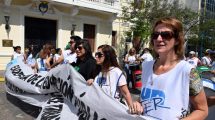 Imagen de UnTER cerró su marcha en Viedma y acusó al gobierno de «prender la mecha»