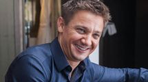 Imagen de Jeremy Renner da batalla a lesiones «mucho peores de las que nadie se imagina»