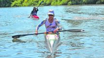 Imagen de Regata del río Negro: Salinas y Collueque arrasan en el K1 y los juniors defienden su corona