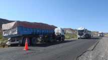 Imagen de Un camión bloqueó el paso en la Ruta 6 tras quedar varado en Paso Córdoba