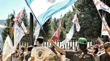 Imagen de Un grupo se anticipó y se manifestó ayer en el camino Tacuifí que llega a lago Escondido