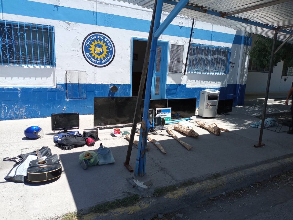 El allanamiento fue realizado el sábado 14 de enero. En el procedimiento secuestraron una camioneta con dominio duplicado. Foto: Gentileza.