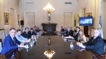 Imagen de El Gobierno logró el apoyo de solo 11 gobernadores para impulsar el juicio político a la Corte: ¿quiénes se bajaron?