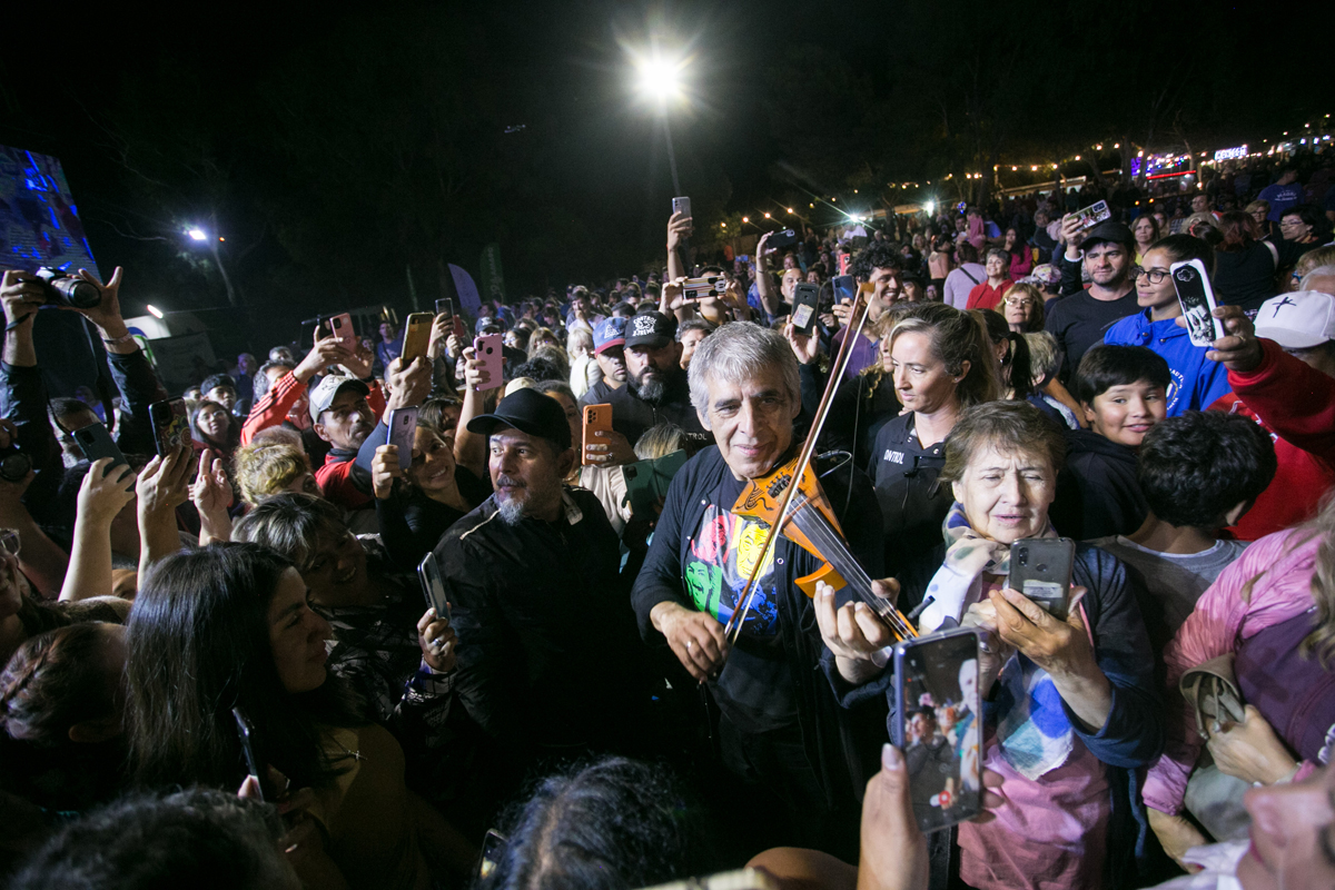 Cientos de turistas se congregaron en una noche dedicada a lo mejor de la música folclórica. 


Foto Pablo Leguizamon