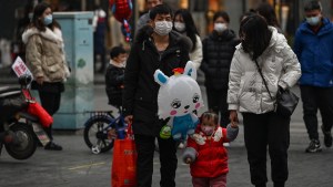 Wuhan, la ciudad que quedó confinada el 23 de enero de 2020, vuelve a la normalidad