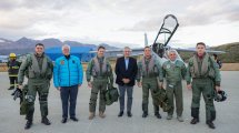 Imagen de Alberto Fernández está en Ushuaia y visitará la Base Marambio, en la Antártida