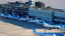 Imagen de Un grupo empresario investigado por alquilar la base militar de Aeroparque para vuelos de ejecutivos