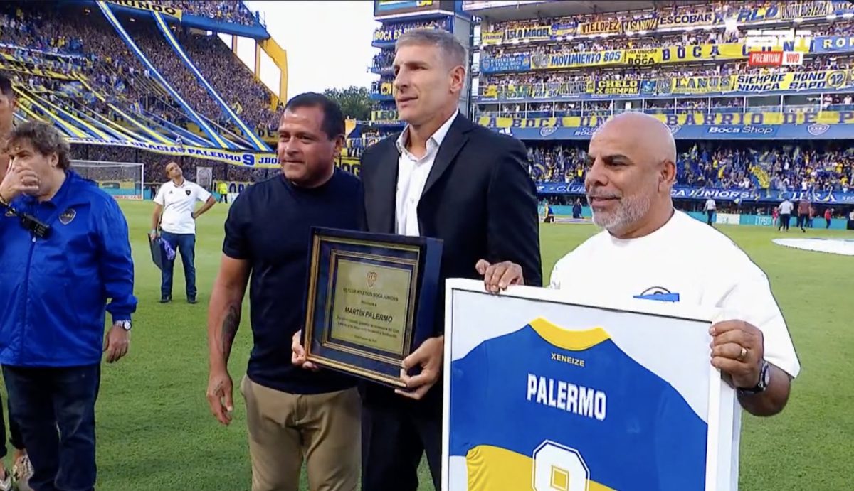 Palermo junto a sus dos excompañeros, Delgado y Serna.