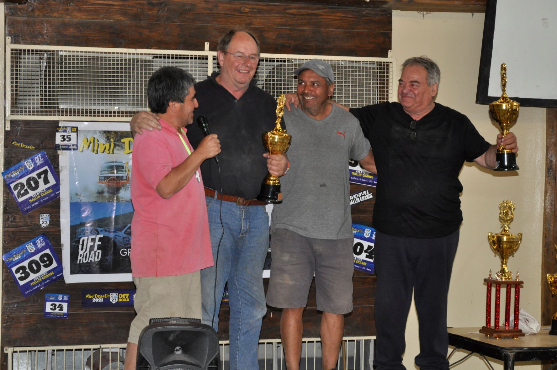 Mazzoleni-Mason se subieron el primer escalón del podio en Jepps, 4x4. Foto: José Mellado.