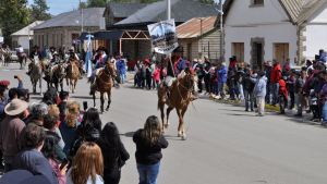 Emotivo festejo por el 102 aniversario de Pilcaniyeu