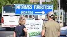 Imagen de Protesta de los productores sobre la Ruta 22 en Cipolletti: el tránsito no está interrumpido