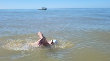 Imagen de Hazaña de dos nadadores de la Patagonia: cruzaron el río de la Plata como solo otros 35 atletas en 100 años