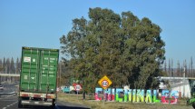 Imagen de Dos motociclistas heridos tras chocar con una camioneta en Ruta 22, a la altura de Chichinales