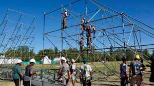 Fiesta de la Confluencia 2024: abren el martes millonaria licitación por el escenario y sonido en Neuquén