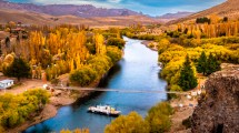 Imagen de Vive en un paraíso escondido de la Patagonia y le muestra al mundo la belleza de Villa Llanquín