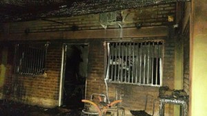 Explotó un calefactor y el fuego consumió por completo una casa en Vista Alegre