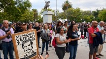 Imagen de 24 de marzo en Viedma: mirá las mejores imágenes de la marcha en plaza San Martín