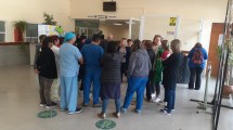 Imagen de Trabajadores de salud del hospital realizaron una asamblea ante los robos en Cipolletti