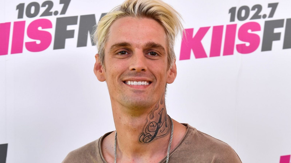 Aaron Carter, de 34 años, fue encontrado muerto en la bañera de su casa. 