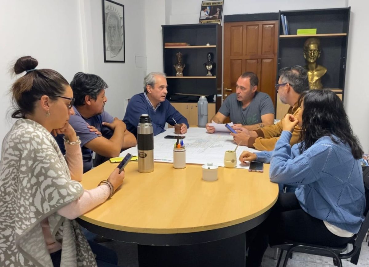 Daniel Figueroa ya se reunió con los candidatos para tratar los temas que llevará al Deliberante como concejal. Foto: Gentileza.