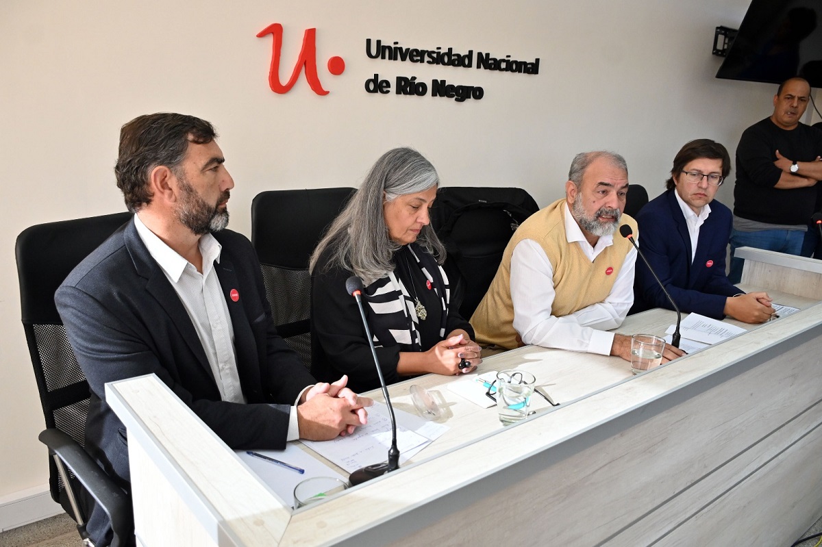 Anselmo Torres buscará la reelección en la Universidad Nacional de Río Negro. Foto Marcelo Ochoa.