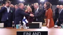 Imagen de Finlandia se suma a la OTAN y Rusia advierte «agravamiento de la situación»