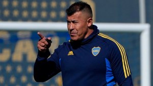 Jorge Almirón piensa un planteo táctico diferente en Boca de cara al Superclásico con River