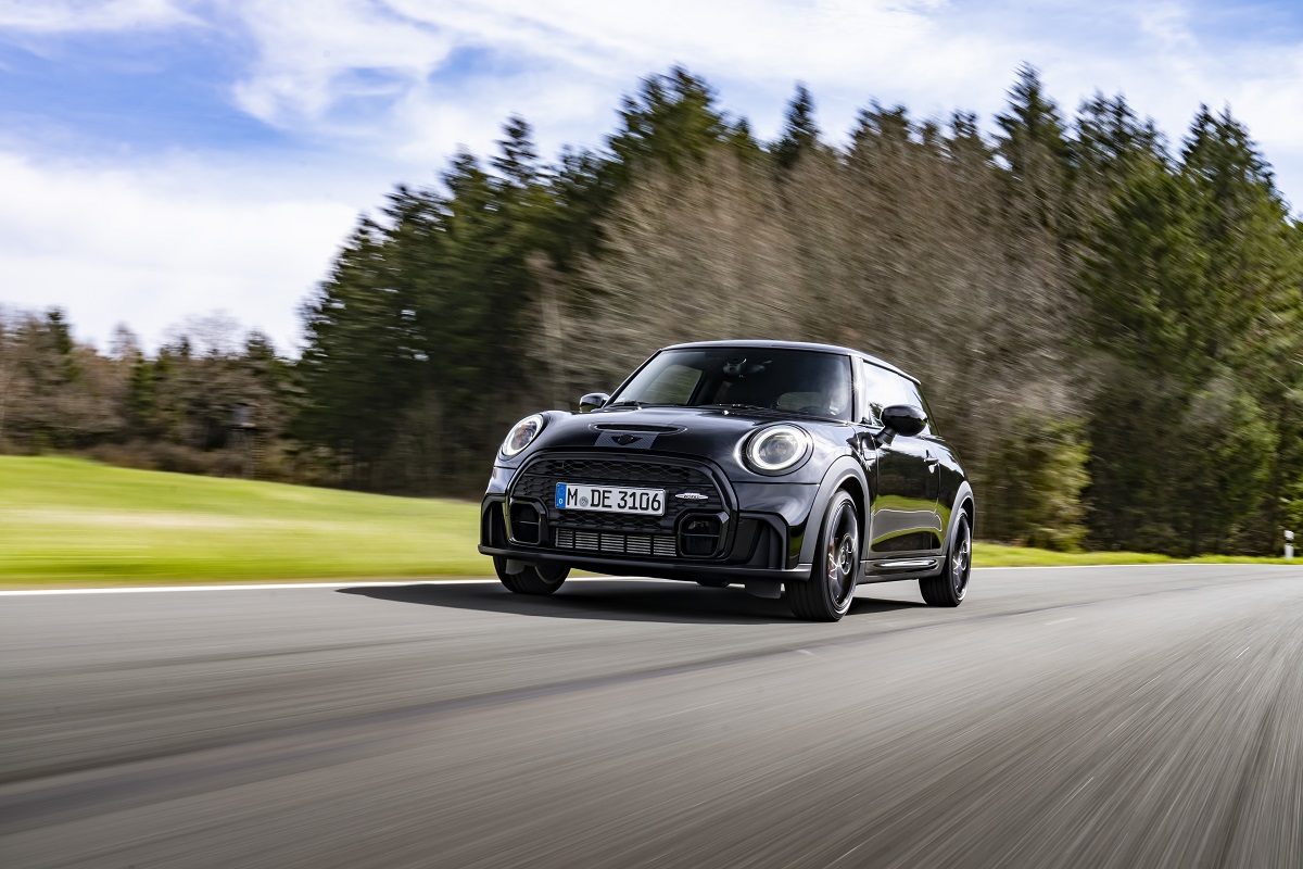 Mini John Cooper Works 1to6 Edition.