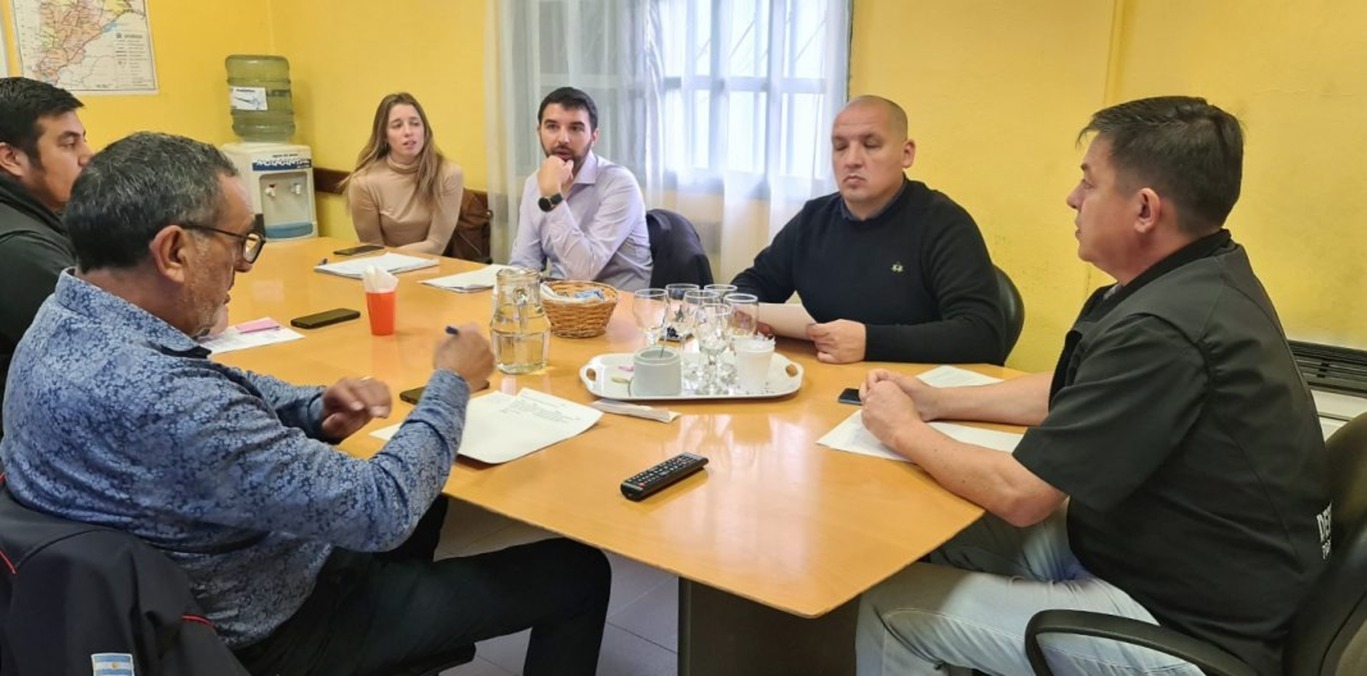 La Federación Neuquina de Bomberos Voluntarios exigen la puesta en vigencia de la normativa lo antes posible. Foto: Neuquén Informa