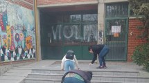 Imagen de Familias levantan el corte de calle, tras las denuncias de abuso en el jardín 23 de Neuquén